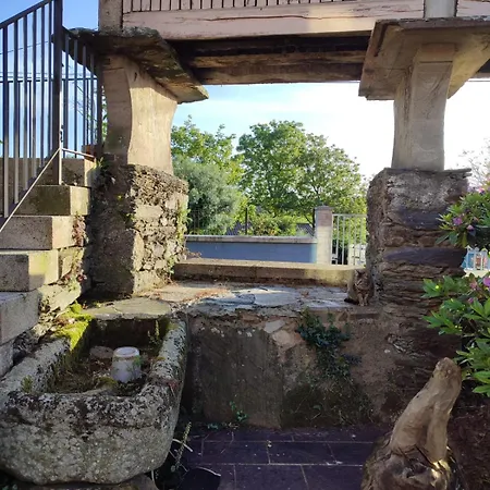 Landhaus Peregrina-castaneda-taxi Gratis Arzúa